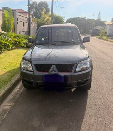 MITSUBISHI PAJERO 2.5 HD 4X4 8V TURBO INTERCOOLER DIESEL 4P MANUAL MITSUBISHI PAJERO 2.5 HD 4X4 8V TURBO INTERCOOLER DIESEL 4P MANUAL